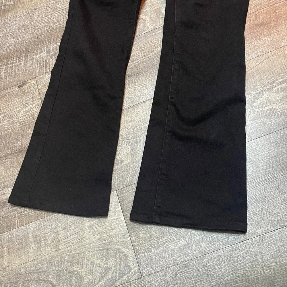 Maurices Everflex High‎ Rise Flare Jeans Black Wash Womens Size 4 Long